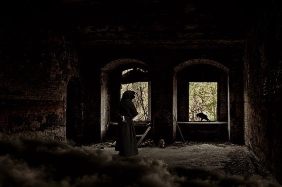 ruin-1837344_640_e