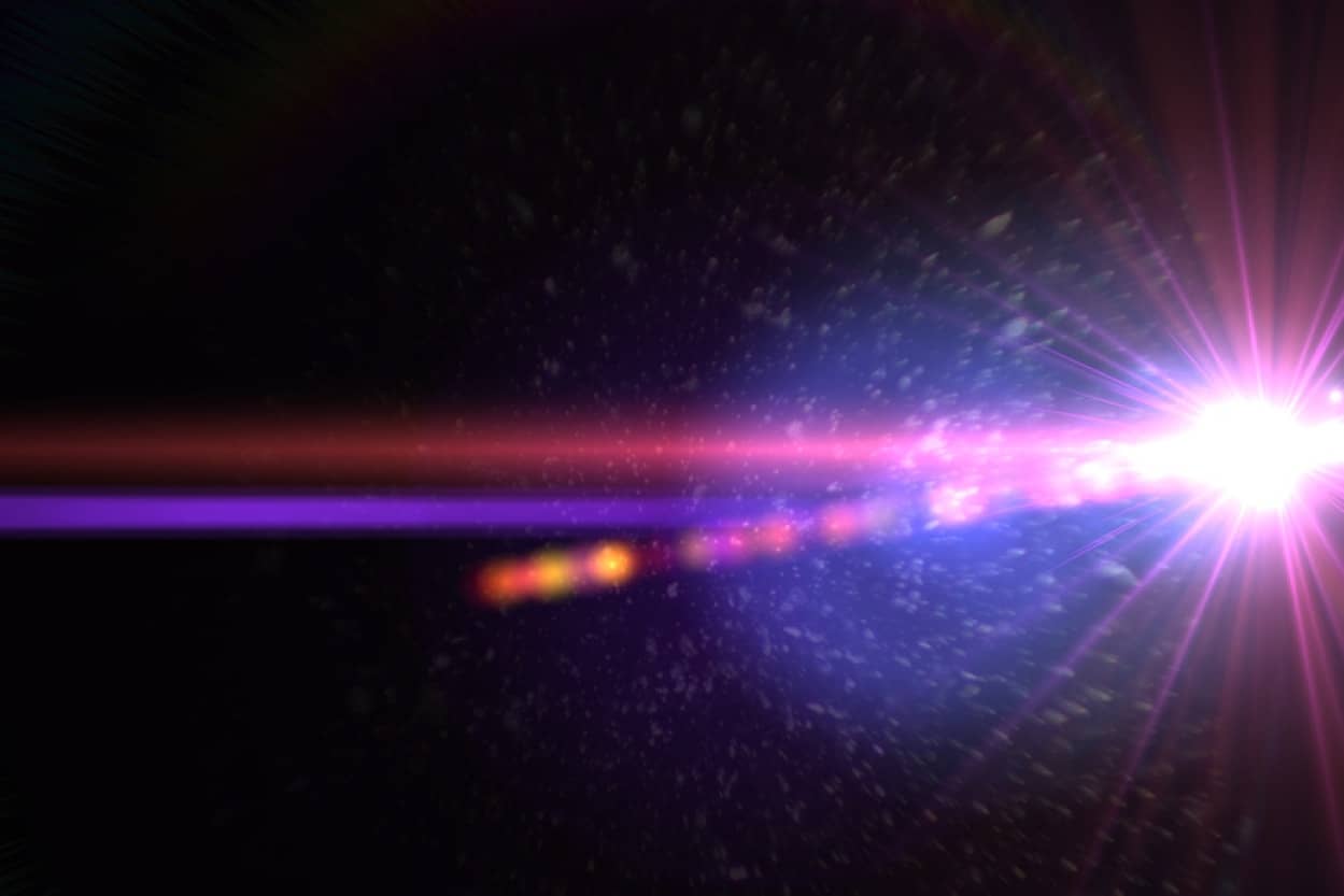 定期的に膨大なエネルギーを発する謎の天体を発見