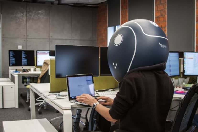 helmet3_e