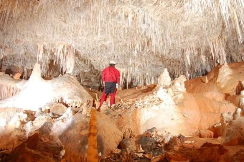 terra-ronca-caves-brazil-7_e