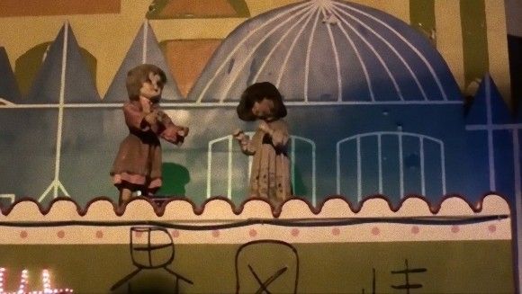 あれ 何かが違うぞ 中国のイッツ ア スモールワールドはネズミ のアレと似て非なるホラー感があった カラパイア あれ 何かが違うぞ 中国のイッツ ア スモールワールドはネズミ のアレと似て非なるホラー感があった カラパイア