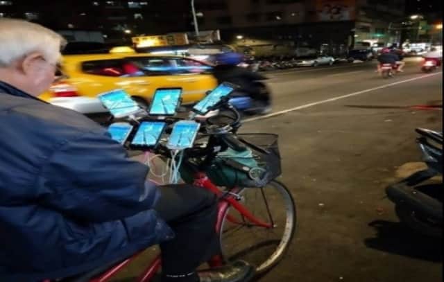 自転車 スマホ ポケモン