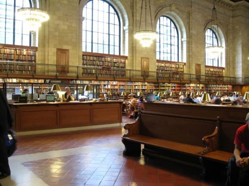 New_York_Public_Library_-_panoramio_-_Roman_SUZUKI