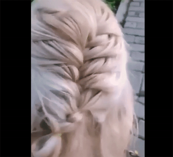 ブロンドヘアを編み込んだ女性かと思ったら まさかのイぬぅぅ カラパイア ブロンドヘアを編み込んだ女性かと思ったら まさかのイぬぅぅ カラパイア