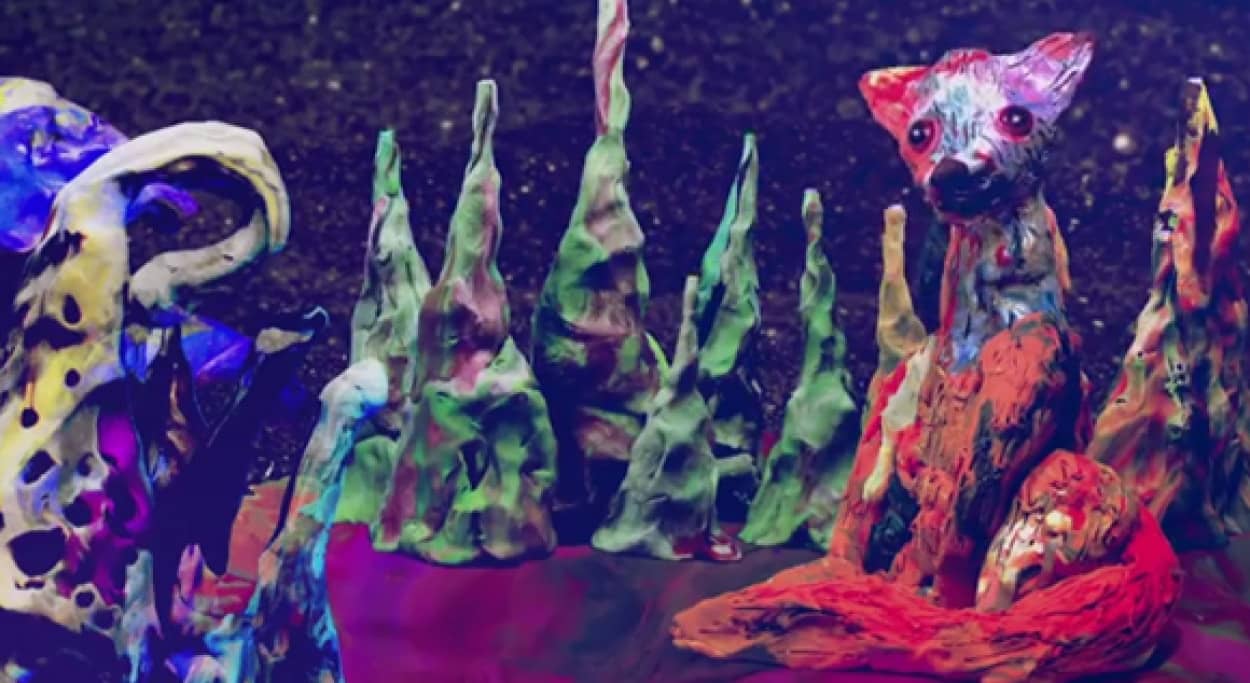 マーブルに練り合わせたクレイが作り上げるファンタジーな粘菌生物の世界 Glass Animals カラパイア