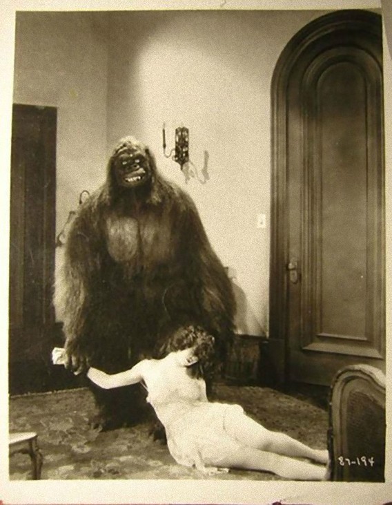 seriously_creepy_21_e