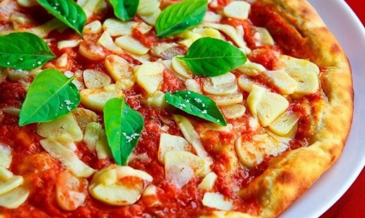 pizza-1209748_640_e