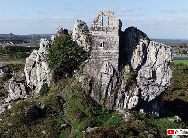 アーサー王物語に登場する「トリスタンとイゾルデ」が潜んでいそうなイギリスの遺跡「ローチ・ロック」