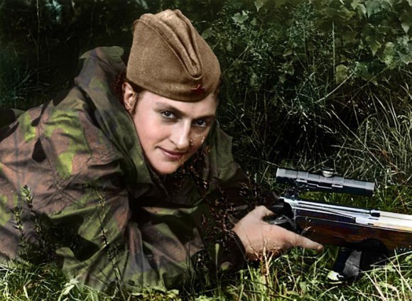 第二次世界大戦中に活躍したロシアのスナイパー女性兵士たちの写真をカラー化 カラパイア