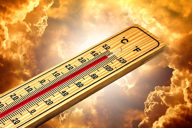地球温暖化で夏が長くなり、生態系、農業、健康にリスク