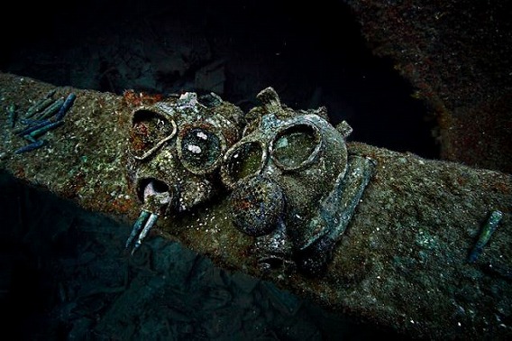 echoes_of_war_in_the_lagoon_640_14