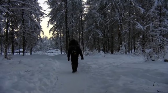 boy walking_e
