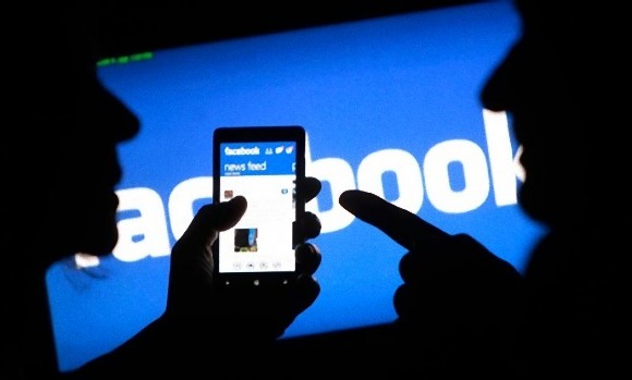 知らない間に見られてる フェイスブックで他人がこっそり自分のアカウントにログインしているかどうか確認する方法とそれを回避する方法 カラパイア 知らない間に見られてる フェイスブックで他人がこっそり自分のアカウントにログインしているかどうか確認する方法とそれを回避する方法 カラパイア