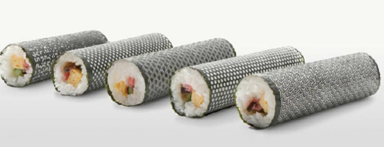 巻き寿司をおしゃれに演出 レーザーカッターで紋様をつけた デザイン海苔 カラパイア