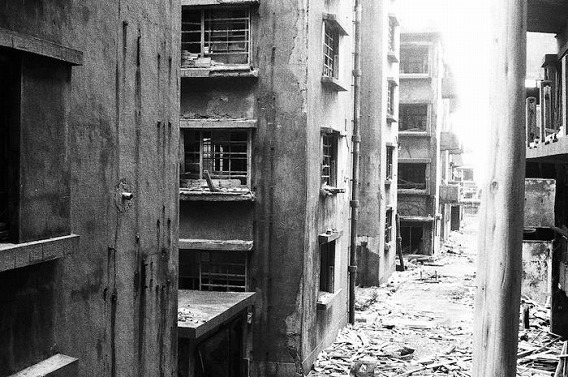 haunting_black_and_white_photos_of_japans_ghos_22