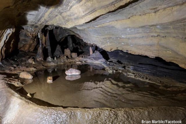 家の地下室は神秘の洞窟とつながっていた！190年以上前に発見されたブラック・コフィ洞窟