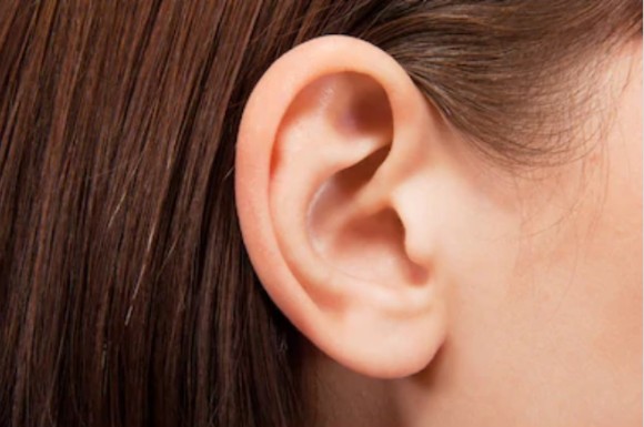 ear _e