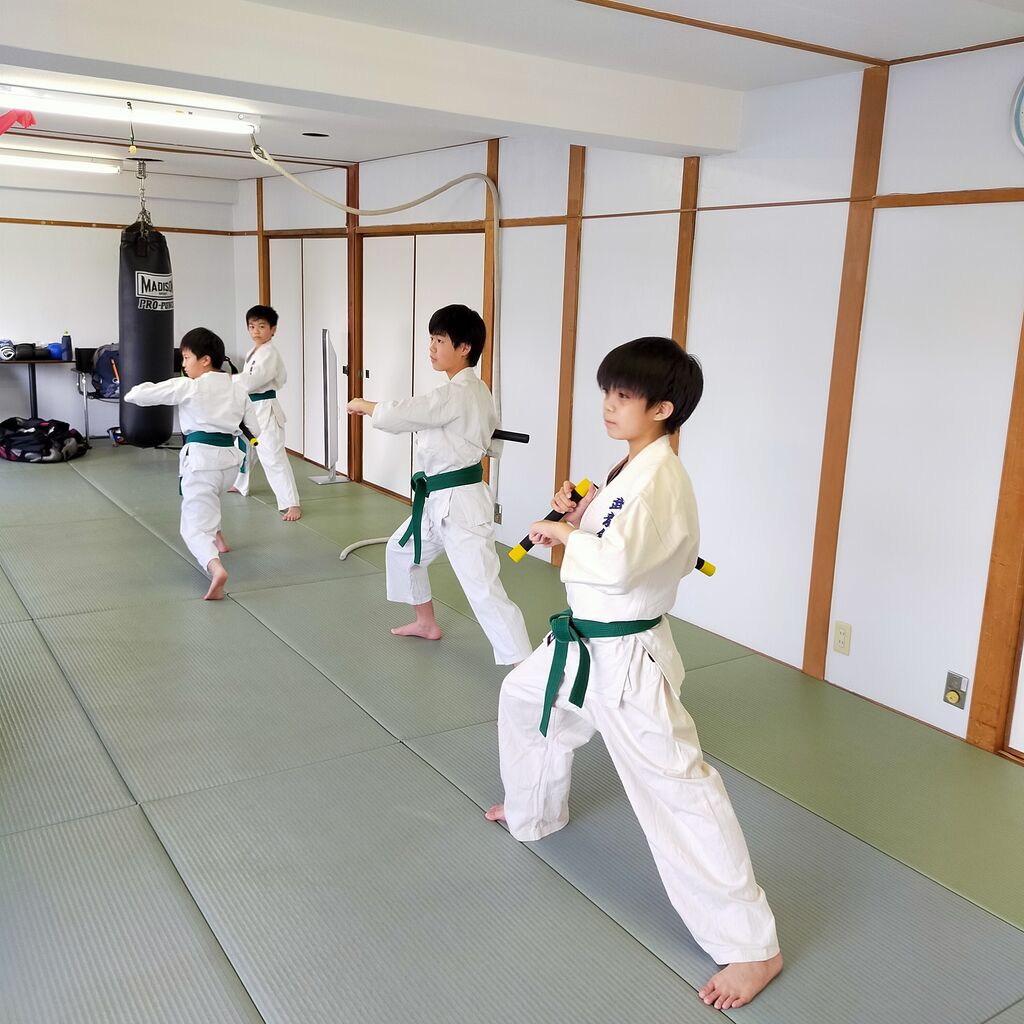 空手 武龍館ファイターズ 吹田 茨木 豊中 箕面 空手 武龍館ファイターズ 吹田 茨木 豊中 箕面