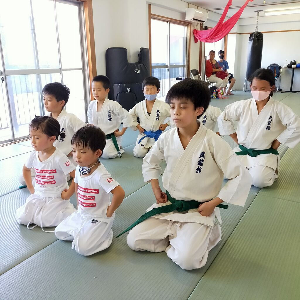 空手 武龍館ファイターズ 吹田 茨木 豊中 箕面 空手 武龍館ファイターズ 吹田 茨木 豊中 箕面