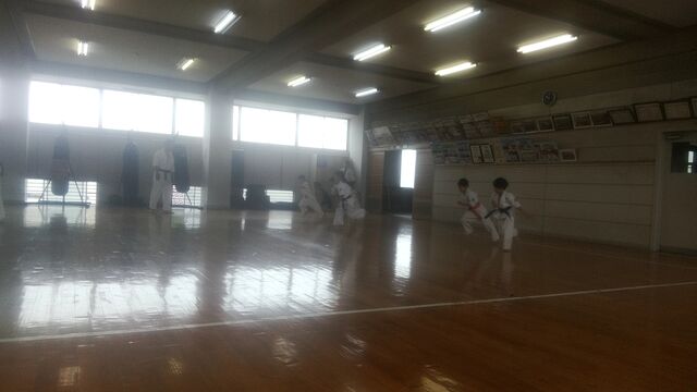 コロナに負けるな 押忍の精神で 下関空手 実践空手叡心会各道場から全国へ 叡心会藤井道場 コロナに負けるな 押忍の精神で 下関空手 実践空手叡心会各道場から全国へ 叡心会藤井道場