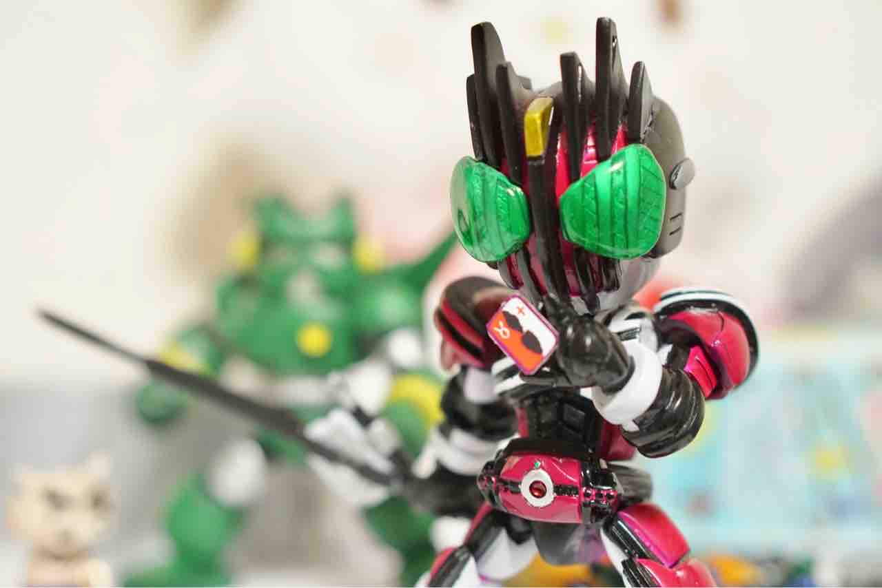 フルスクラッチ 仮面ライダーのデフォルメフィギュアの作り方 複眼編 かれ うどん もなかver2 5