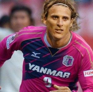 497d01b0376e4a74ec588ea9abe8559a-300x296