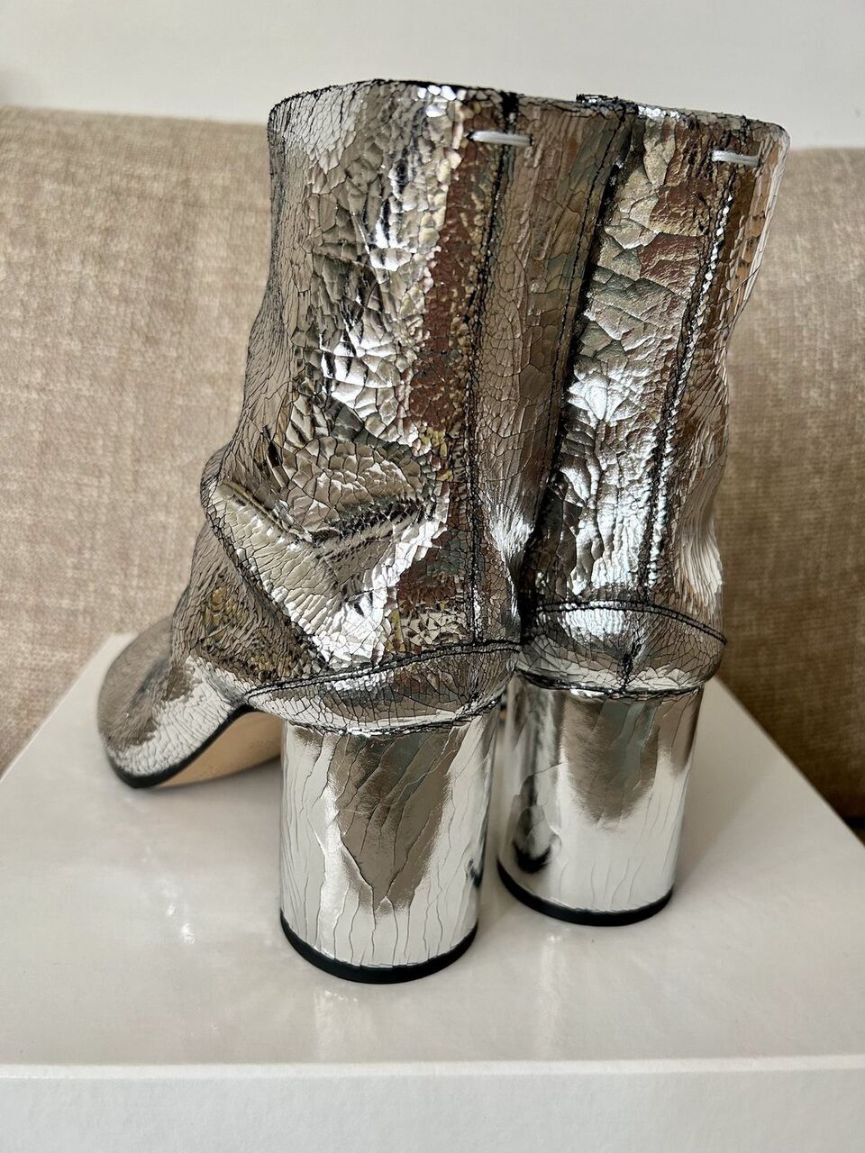 Maison Margiela ブロークンミラータビブーツ : 肉食系ベジタリアンの