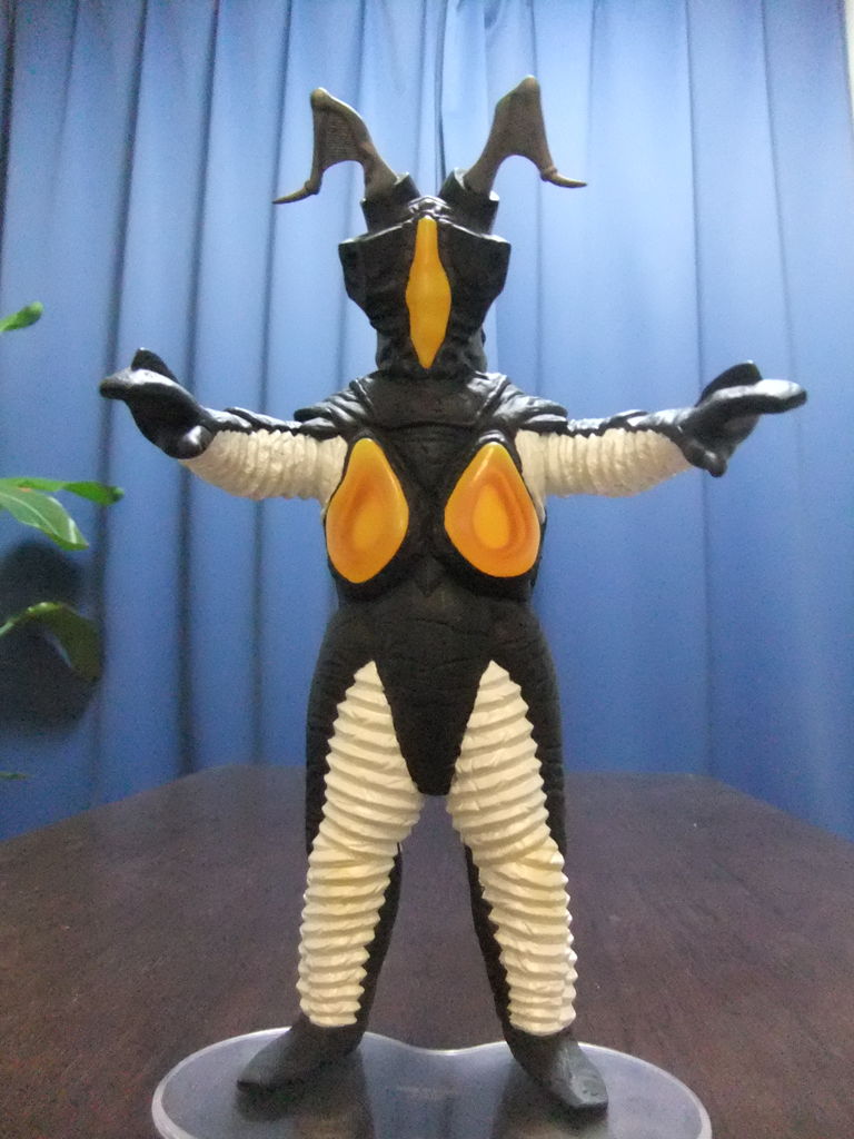 第34話 ゼットン : 怪獣部屋のストーリー