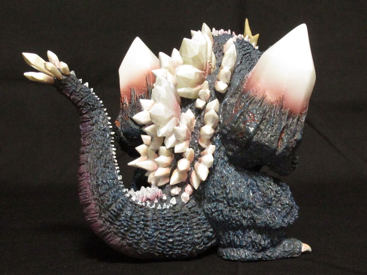 デフォリアル スペースゴジラ : 怪獣部屋のストーリー