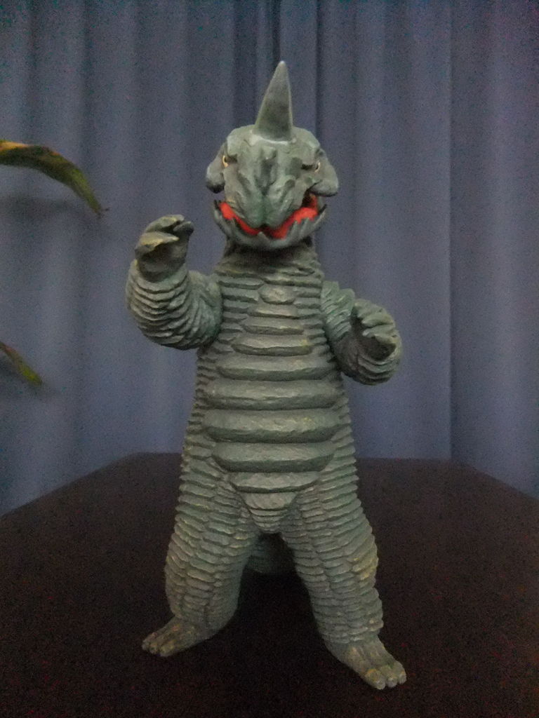 エクスプラス バニラ対 マーミットリアル アボラス フィギュア