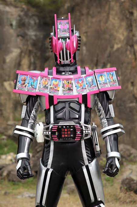 驚報 ディケイドさん10年以上の時を経てパワーアップしてしまう もえもえアニアニ