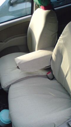車のシートカバー これも手縫い かーこの日記