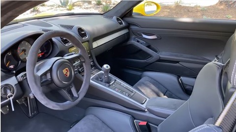 718cayman GT4 21