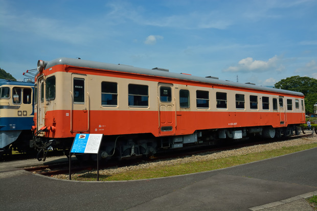 NJkYi3C