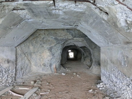 SUt33JN