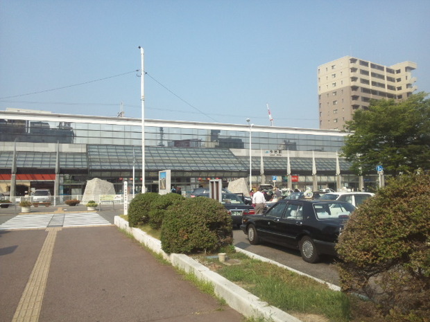 yEKPjLS