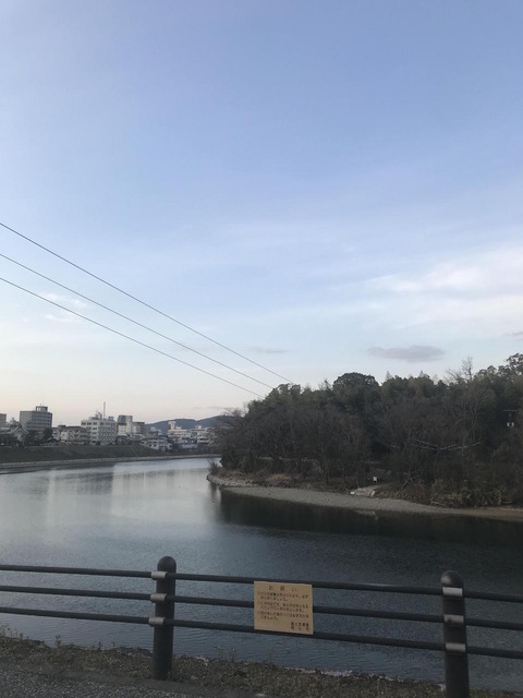 TrBkKGc