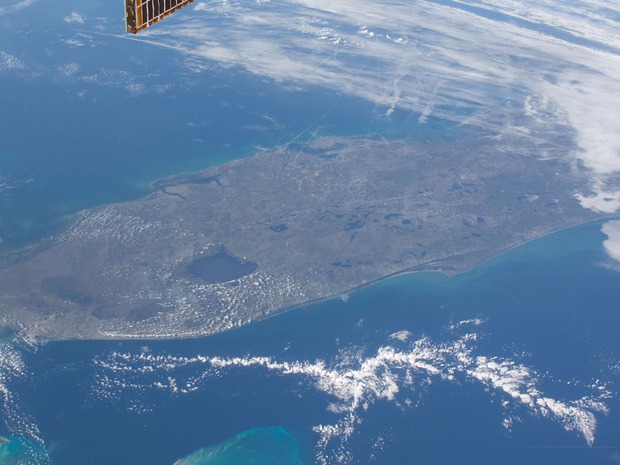 619593main_iss030e030347_1600_1600-1200