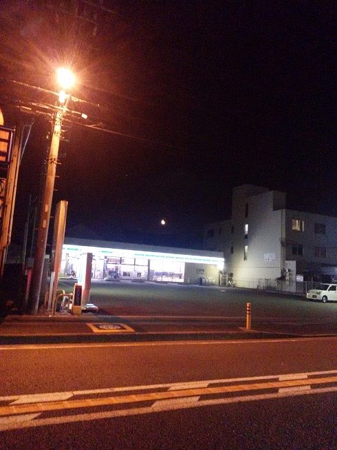 深夜ウォーキング江ノ島へ 下流社会の中で 手取り12万編 深夜ウォーキング江ノ島へ 下流社会の中で 手取り12万編