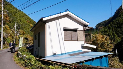 03-japan-vacant-houses-super-169