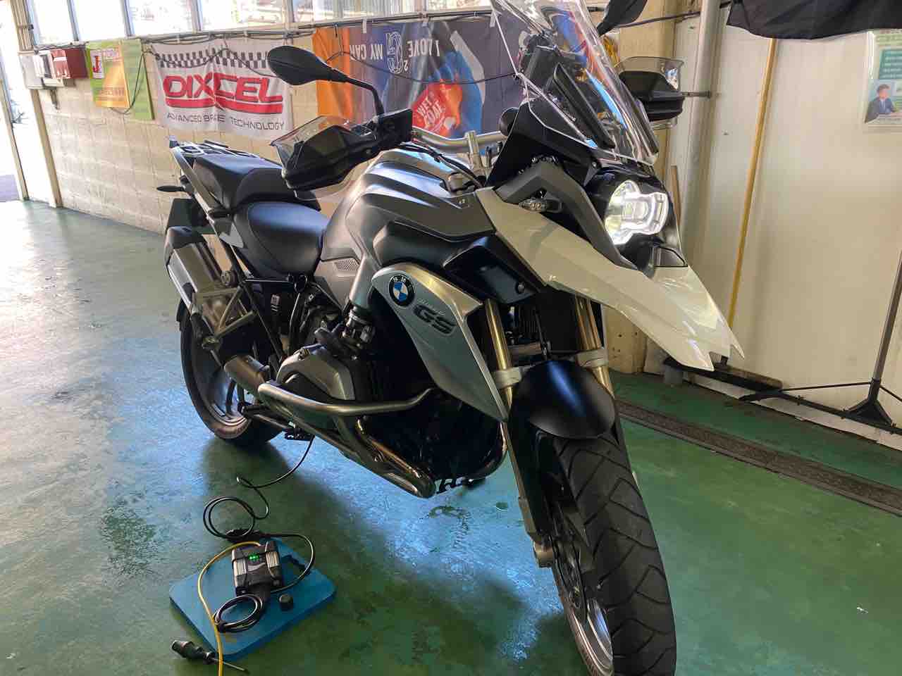 BMW Motorrad R1200GS エンジンオイル交換 木下オートサービスのブログ