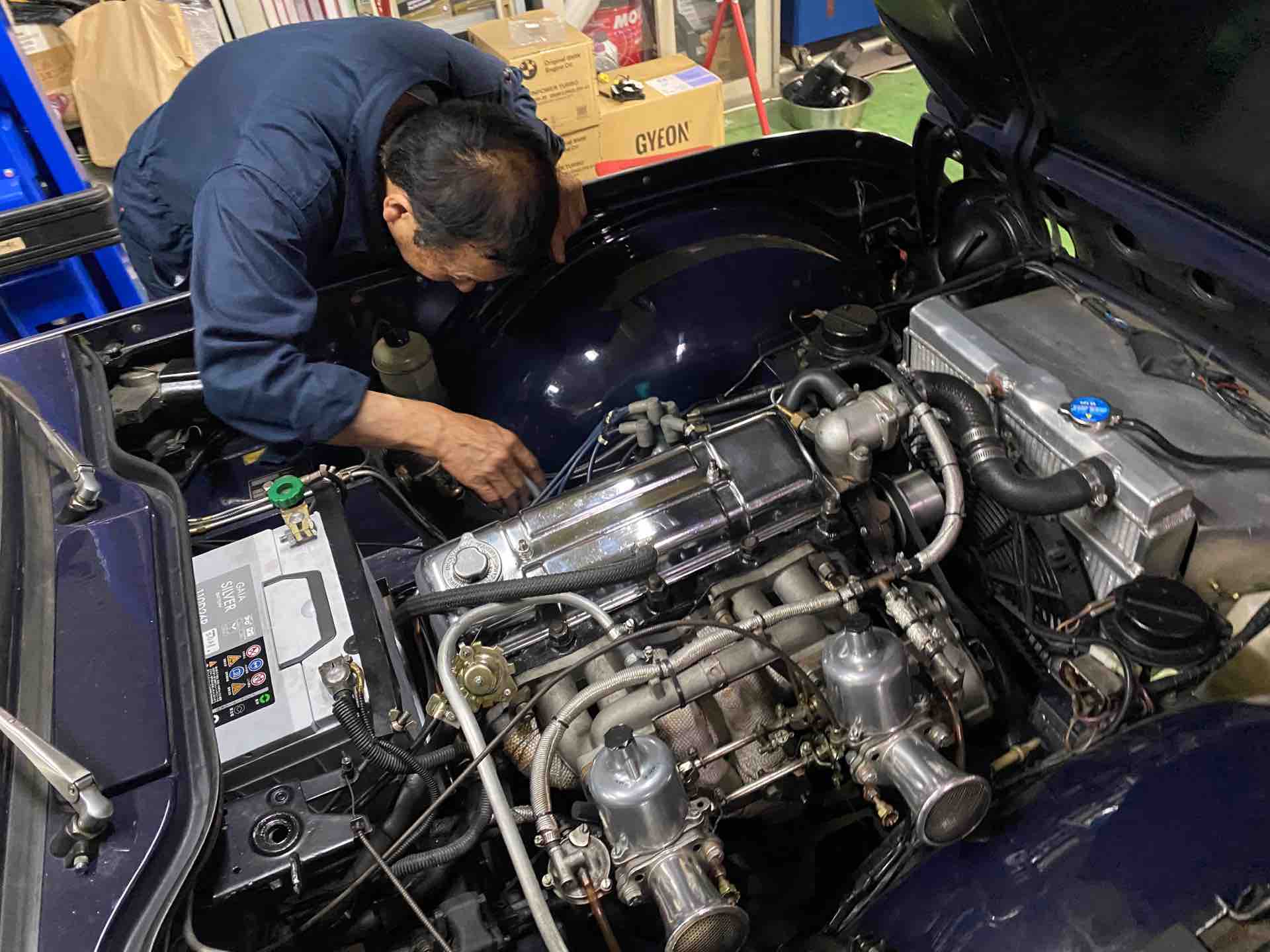 カズ太郎様　シャンデリア TEXA 780R エアコンリフレッシュマシン 導入！ : 木下オートサービスの