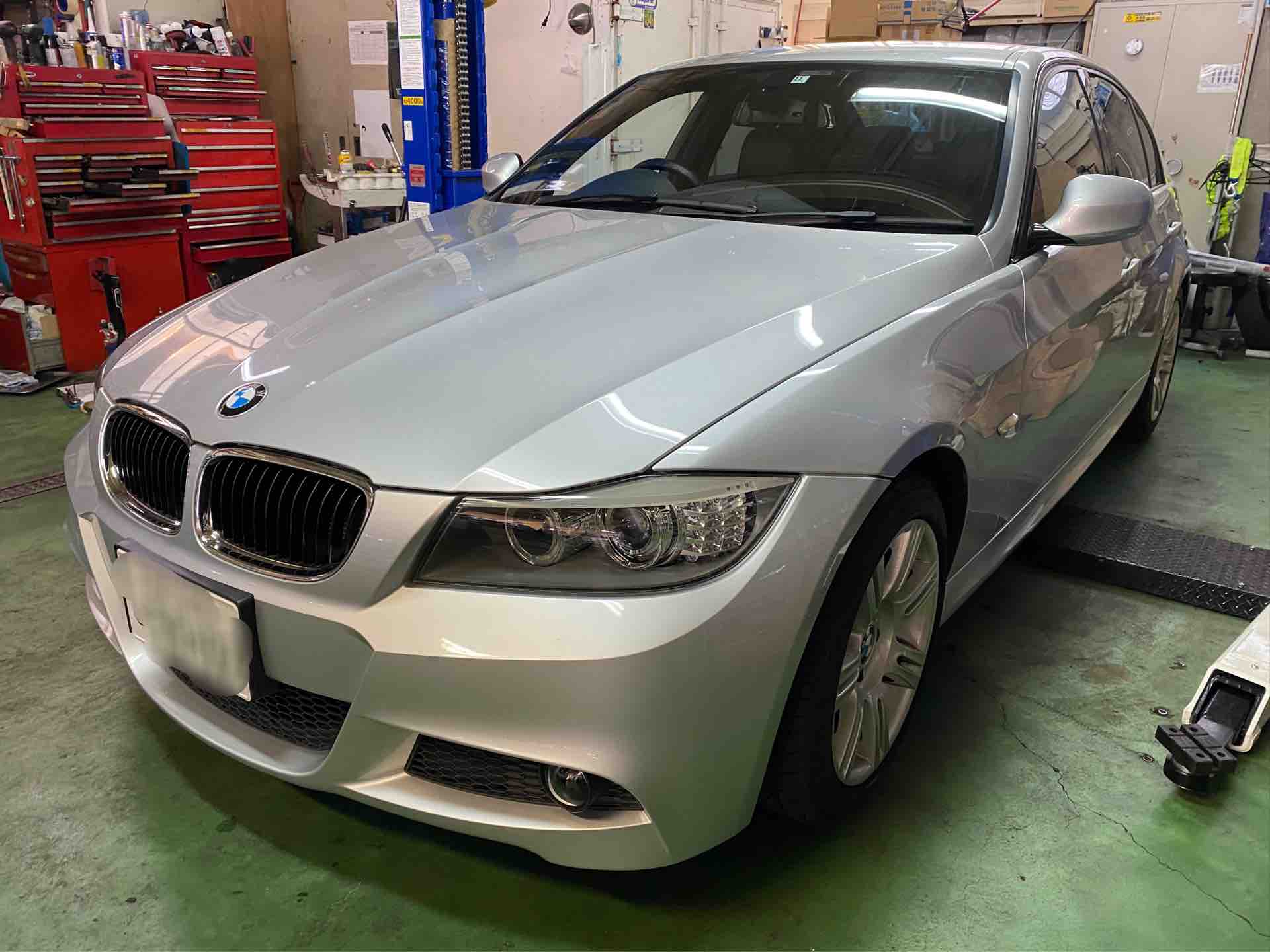 BMW 3シリーズ E90 Mperformanceマフラー交換 : 木下オートサービスの