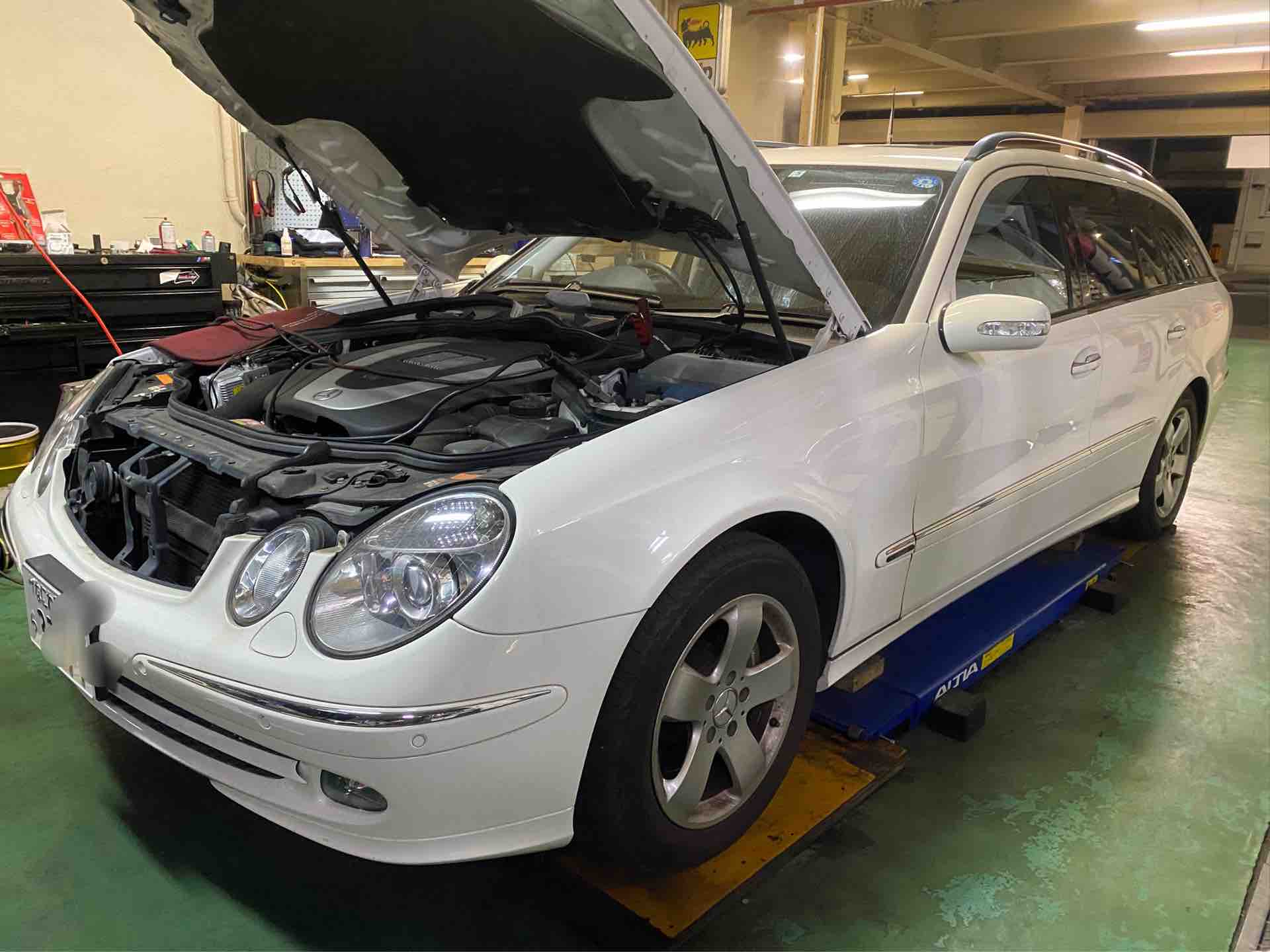 メルセデスベンツワゴン　E350 S211 エンジンコンピュータ メルセデスベンツワゴンE350 S211 エンジンコンピュータ