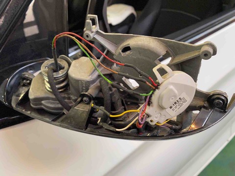 BMW ドアミラー　修理用パーツ（円柱形）ヒンジ BMW 7シリーズ 750i E65 ドアミラー修理 : 木下オートサービスの