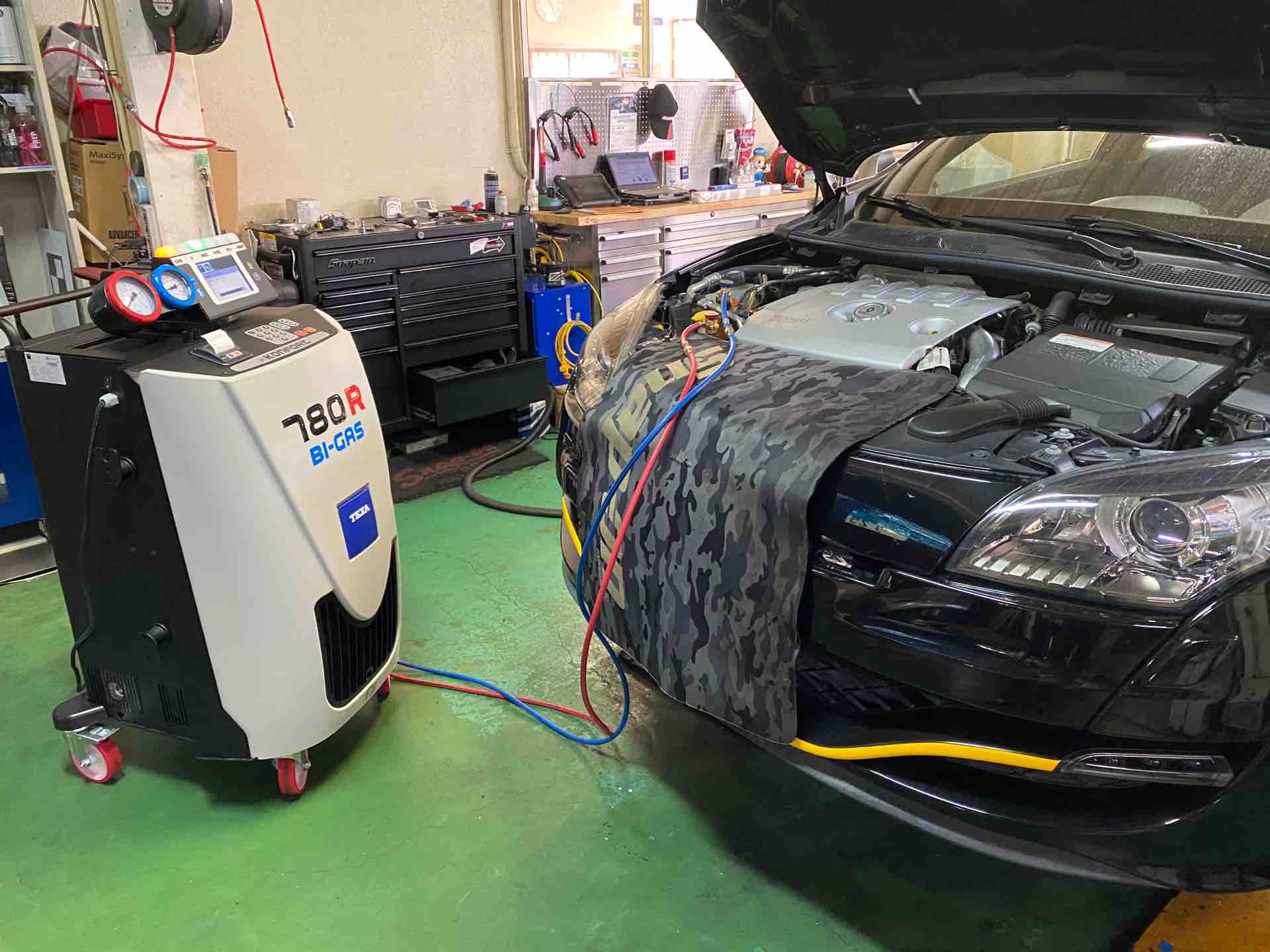 ルノー メガーヌRS エアコン コンプレッサー交換 : 木下オートサービス 