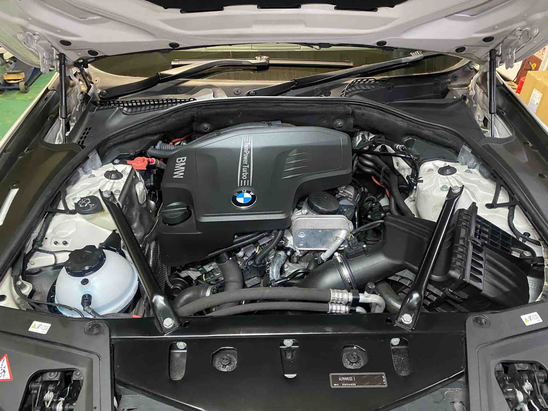BMW 5シリーズ F11 クーラント警告 : 木下オートサービスのブログ
