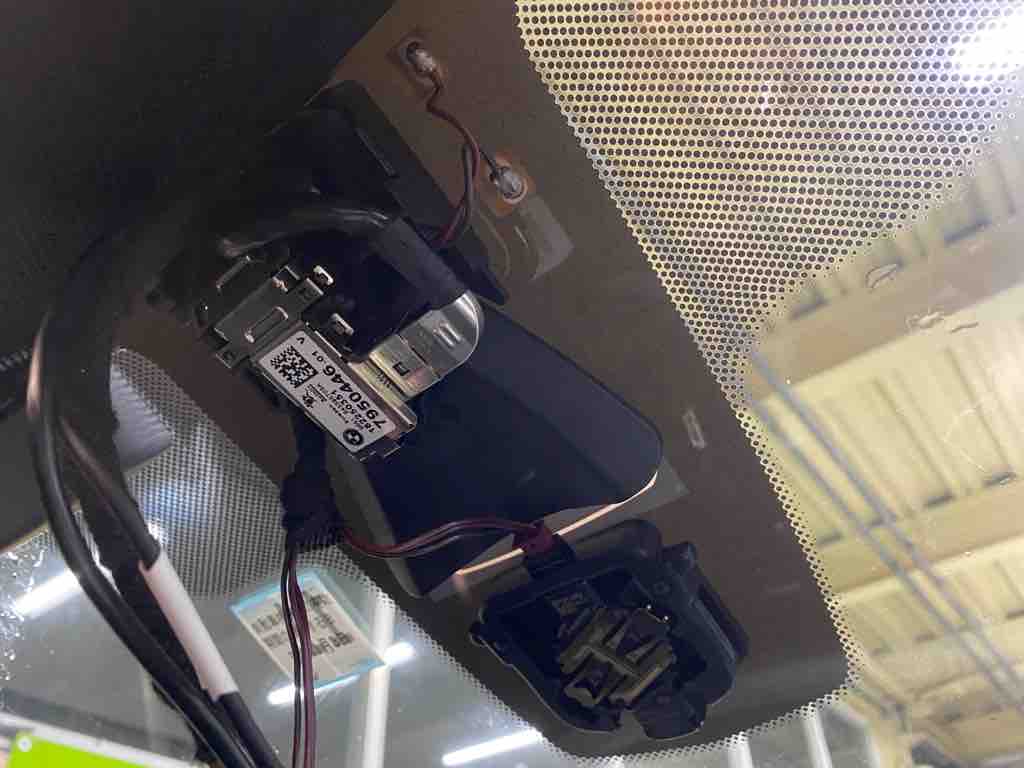 F30/F31 フロントカメラ KaFASカメラ、車線逸脱警告カメラ新品 Amazon