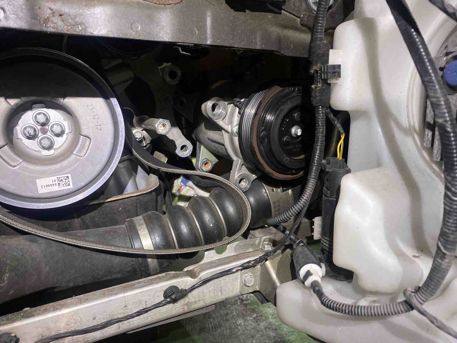 MINI クーパー F56 B38 エアコン効かない : 木下オートサービスのブログ MINI クーパー F56 B38 エアコン効かない : 木下オートサービスのブログ