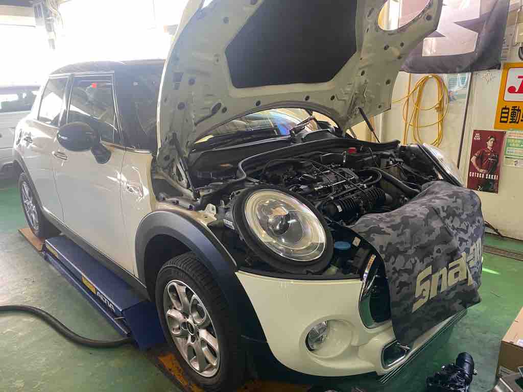 MINI クーパーS F55 オイルフィルターハウジングより漏れ : 木下オートサービスのブログ